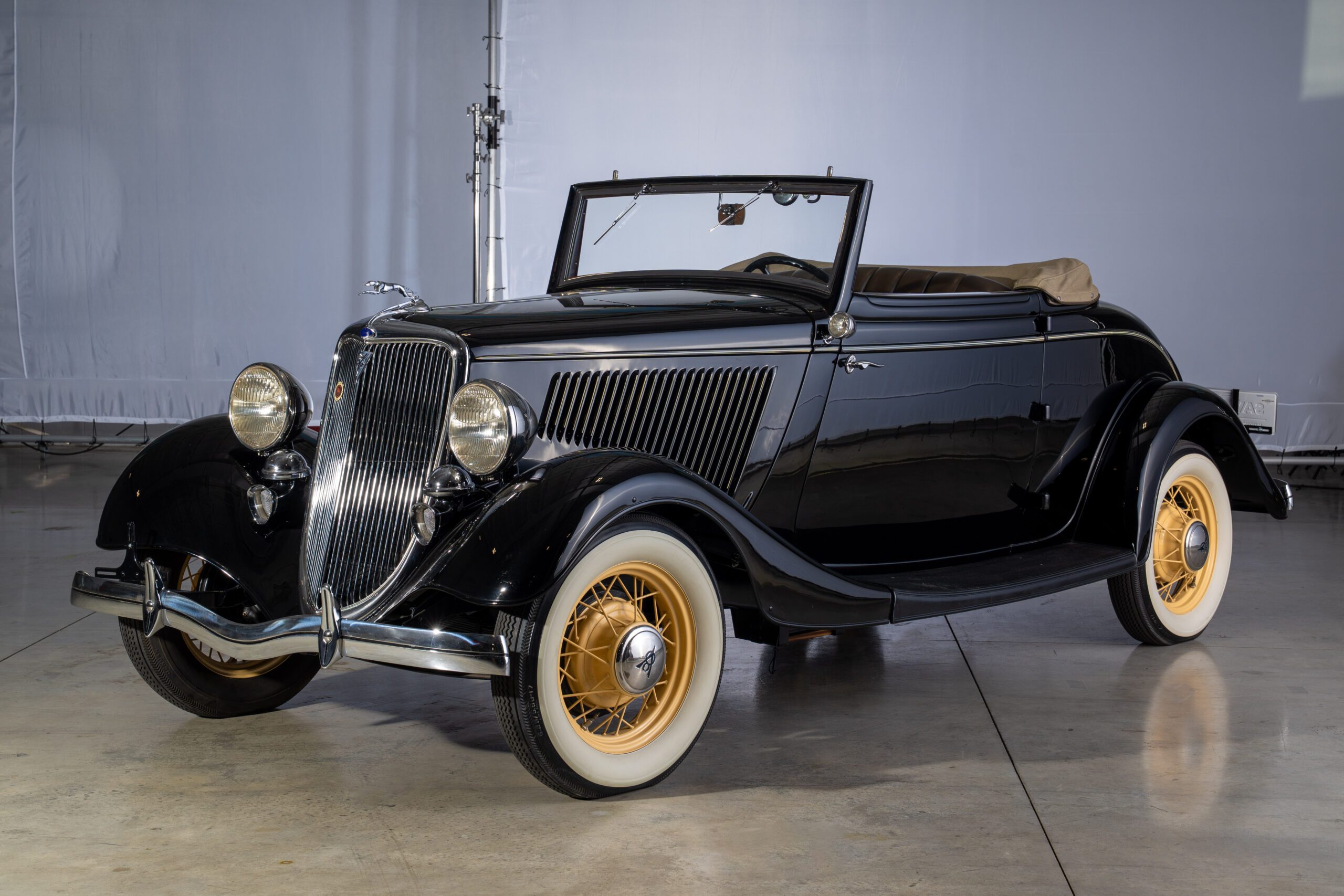 1934 Ford 40 2-Door Custom Cabriolet | Savoy Automobile Museum