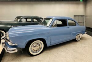 1953 Kaiser Henry