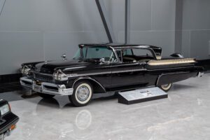 1957 Mercury Turnpike